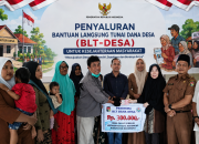 Perkuat Daya Tahan Ekonomi Warga, Pemdes Pasar Sebelah salurkan BLT DD tahap I tahun 2026
